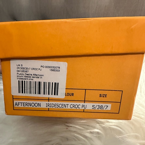 Public Desire Afternoon Block Heeled Sandal In Iridescent Croc Size 7 - Picture 4 of 4